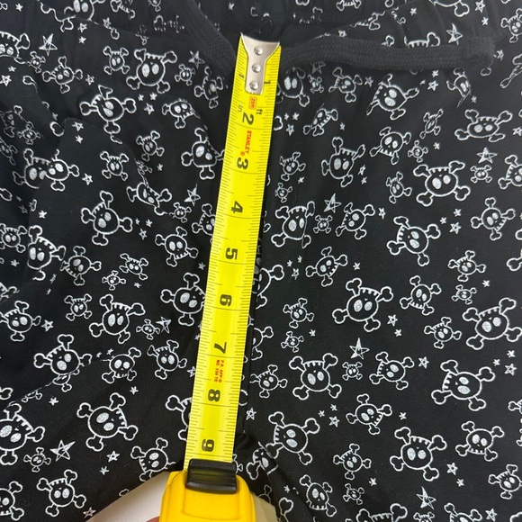 Honest Baby Clothing Company Unisex Black and White Skull Pajamas - Picture 12 of 14